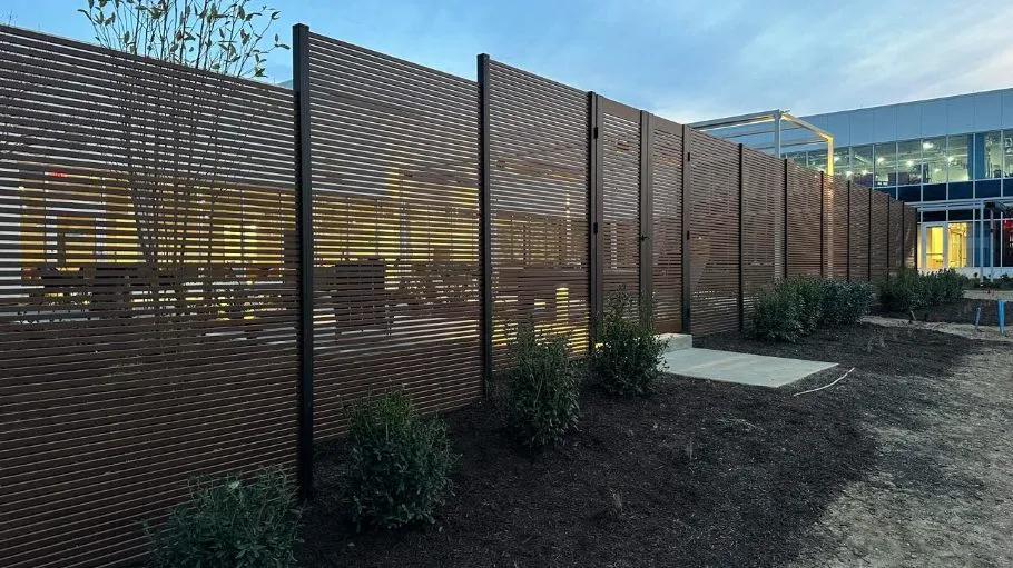 Flat Top Fence - Anping County Shangyong Wire Mesh Products Co., Ltd. | Security, Durability, Design Flat Top Fence - Anping County Shangyong Wire Mesh Products Co., Ltd. | Security, Durability, Design